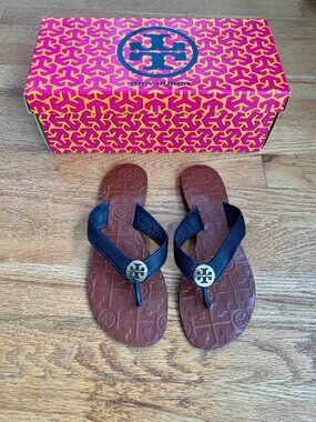 EUC Tory Burch Thora Black & Gold Leather Sandals/ Flip flops with original box